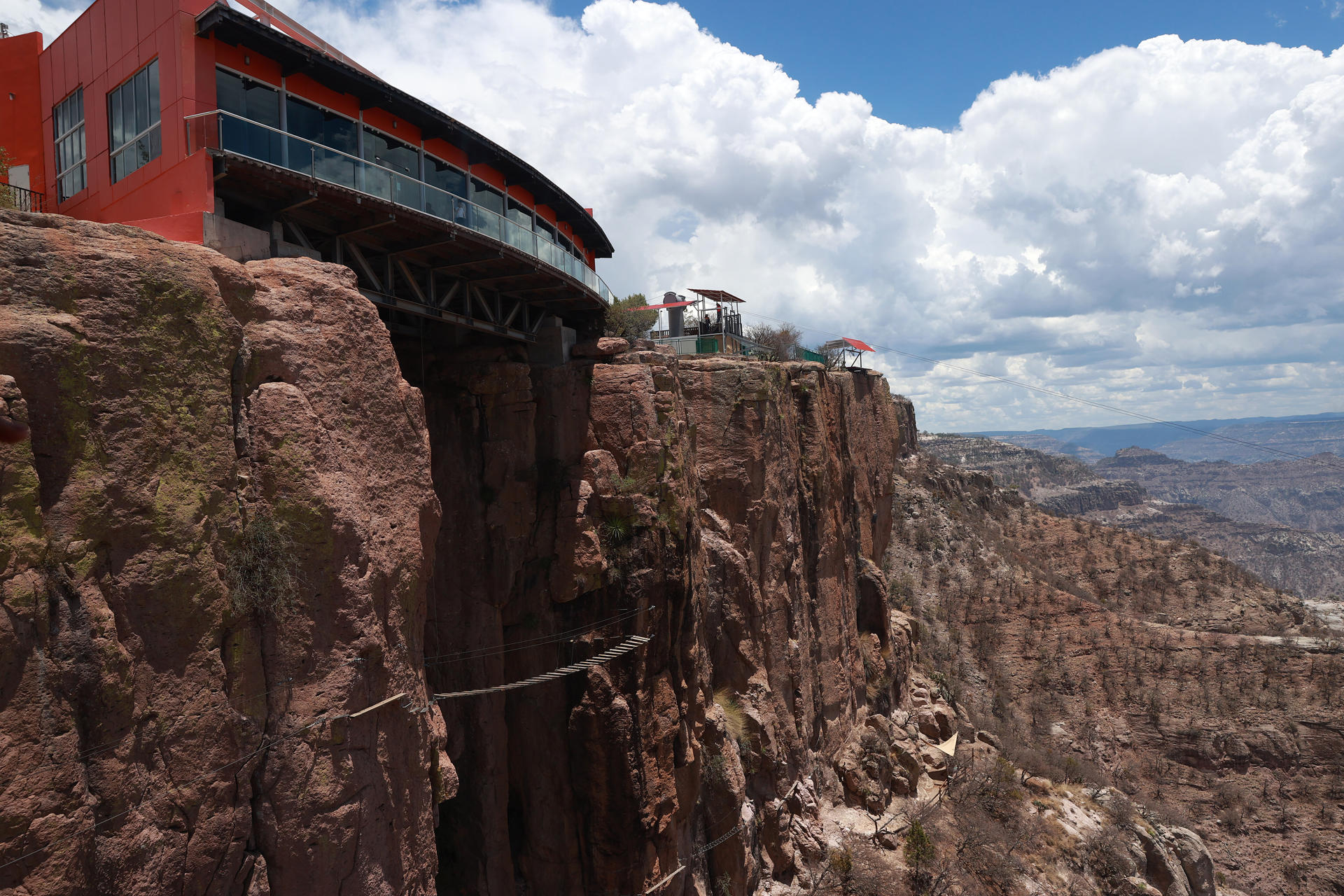 Fotografía de las Barrancas del Cobre en el municipio de Creel, en el estado de Chihuahua (México). EFE/Alex Cruz